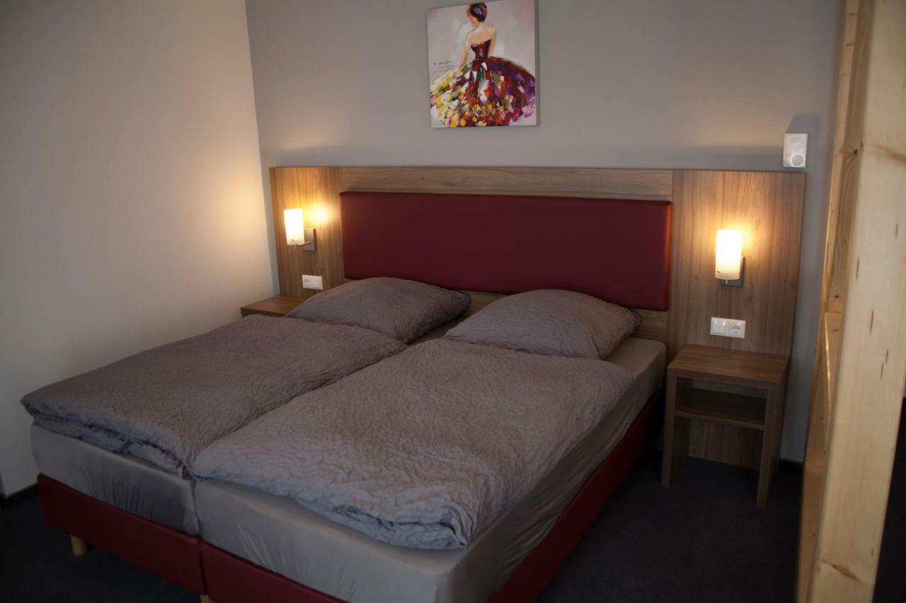 La Flamme Wertheim Garni Bed & Breakfast Ngoại thất bức ảnh